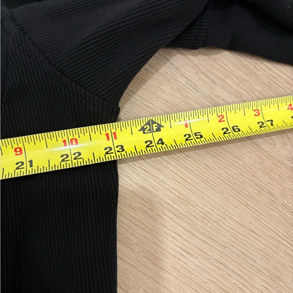 Vuori Sedona Ribber Quarter Zip - Picture 8 of 9